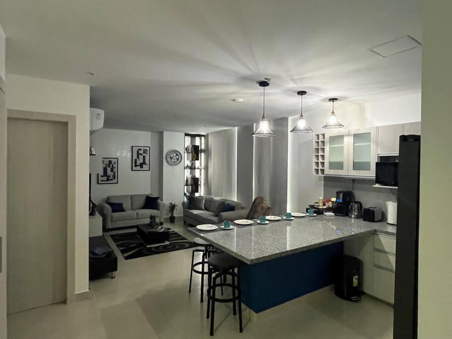 New Luxury Apartment With King - Size Bed Ceibos Guayaquil Exteriör bild
